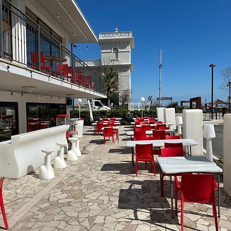 Hotel Alcazar Rimini Exterior photo