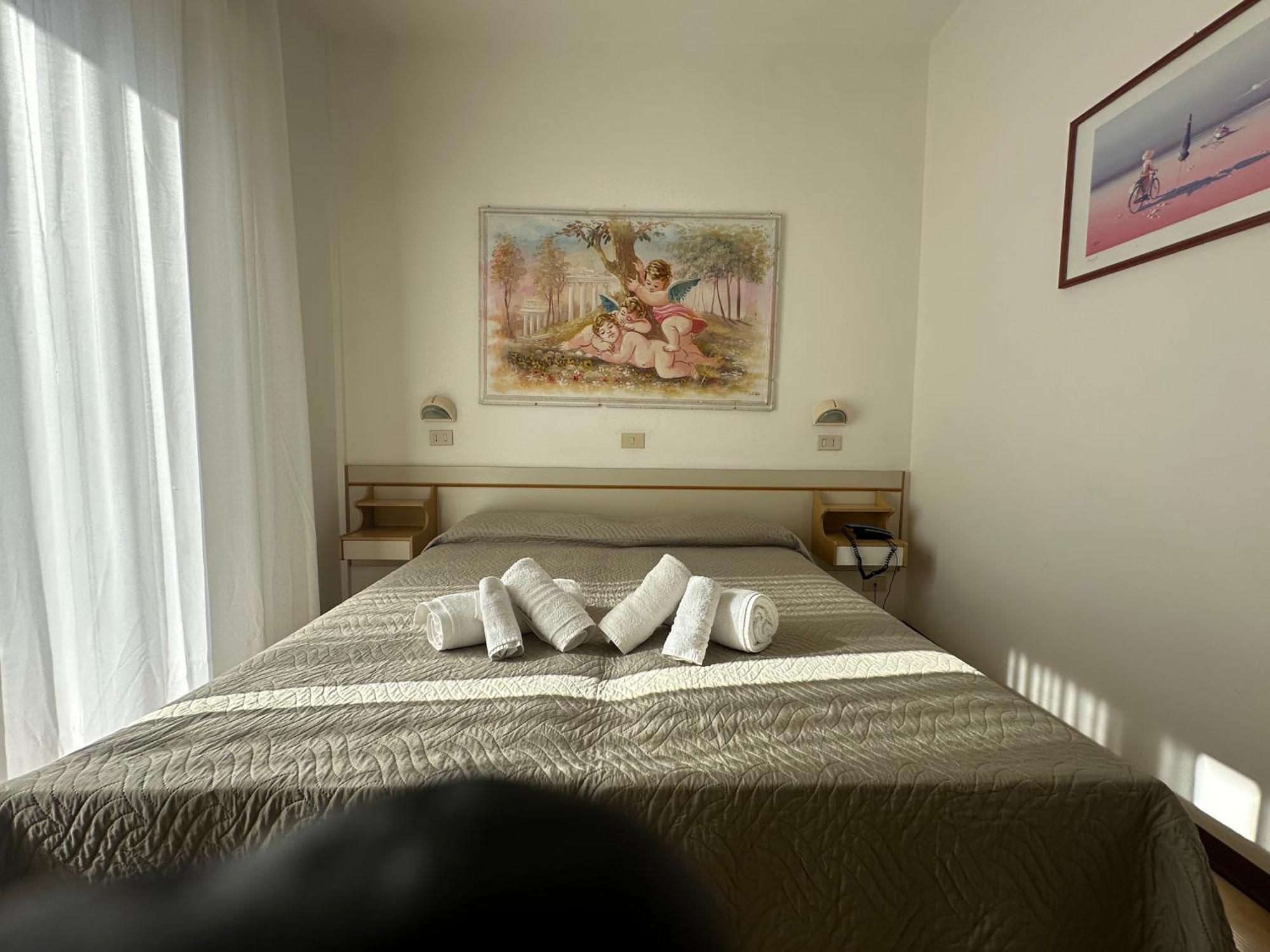 Hotel Alcazar Rimini Exterior photo